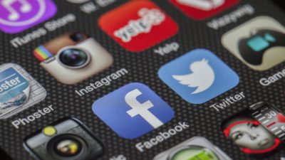 Flera olika sociala medier appar